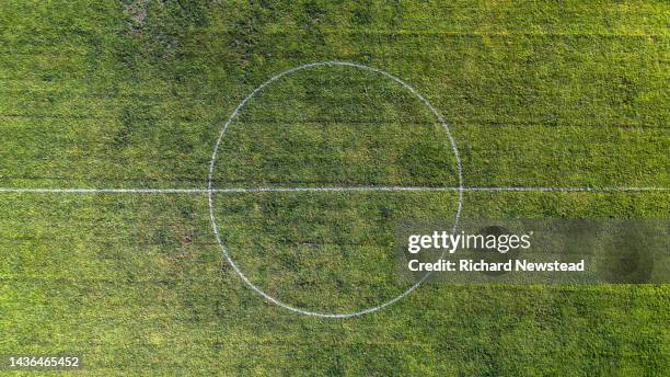 centre circle - soccer field outline stock pictures, royalty-free photos & images