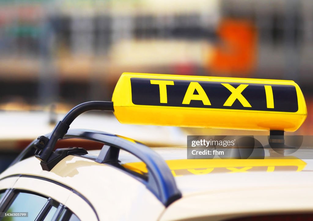 Taxi-Sign