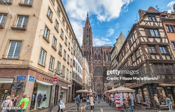 strasbourg (alsace) - strasburgo stockfoto's en -beelden