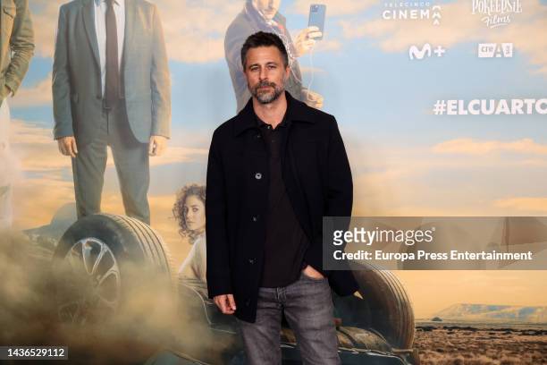 Hugo Silva attends the premiere of the film 'El cuarto pasajero' at the Cine Capitol-Gran Via Madrid on October 25 in Madrid, Spain. The film will be...