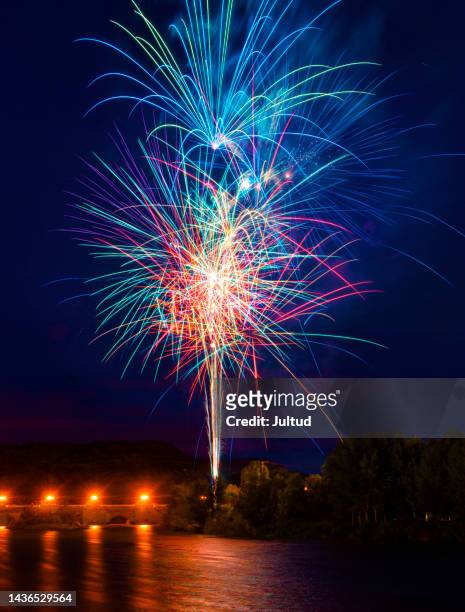 fireworks - fire works stock pictures, royalty-free photos & images