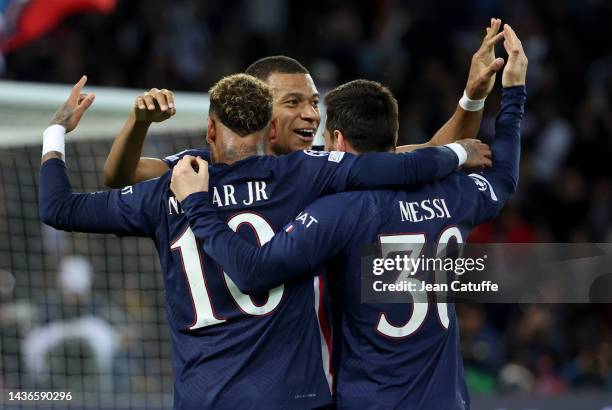 Neymar Jr of PSG celebrates his goal with Kylian Mbappe , Lionel Messi of PSG during the UEFA Champions League group H match between Paris...