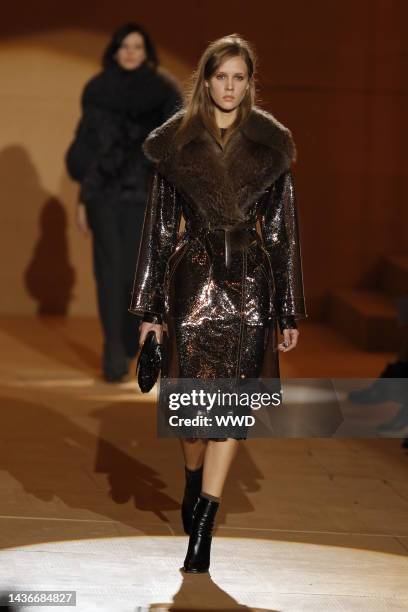 Model Marike Le Roux on the runway at Marc Jacobs\' fall 2010 show.