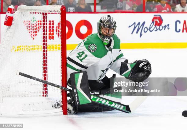 Scott Wedgewood of the Dallas Stars tends net against the Ottawa Senators at Canadian Tire Centre on October 24, 2022 in Ottawa, Ontario, Canada.