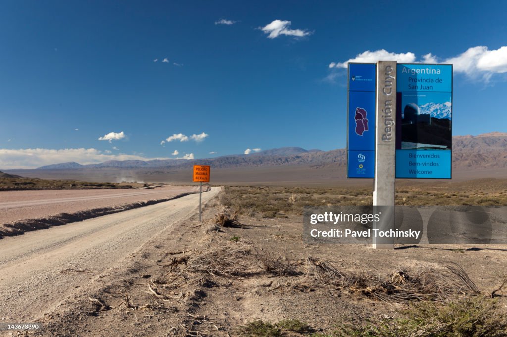 San Juan province border