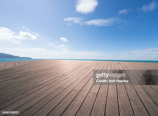 boardwalk by the sea - observation point imagens e fotografias de stock