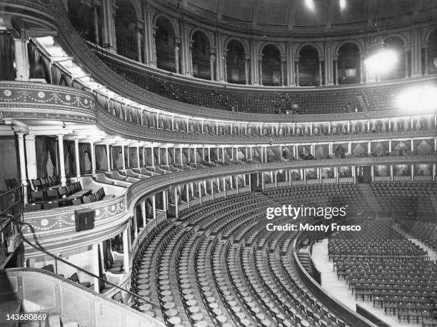 Royal Albert Hall Interior Photos and Premium High Res Pictures - Getty ...