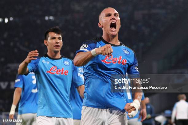 Leo Ostigard of Napoli celebrates scoring their side's third goal during the UEFA Champions League group A match between SSC Napoli and Rangers FC at...