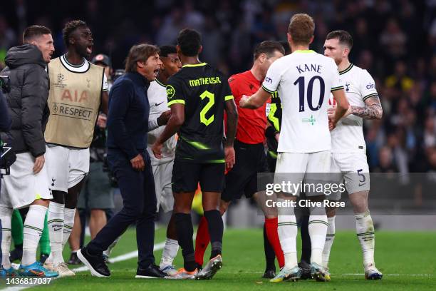 Antonio Conte, Manager of Tottenham Hotspur remonstrates with Match referee, Danny Makkelie during the UEFA Champions League group D match between...