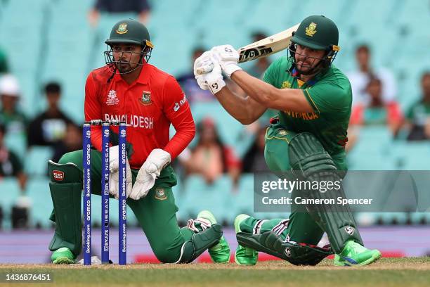 Rilee Rossouw of South Africa bats during the ICC Men's T20 World Cup match between South Africa and Bangladesh at Sydney Cricket Ground on October...