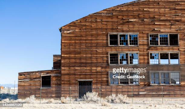 an abandoned wwii aircraft hangar - tonopah nevada stock pictures, royalty-free photos & images