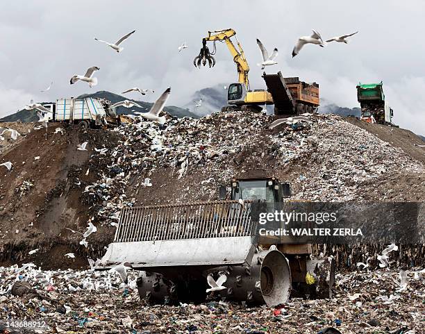 Waste Collection Truck Photos and Premium High Res Pictures - Getty Images