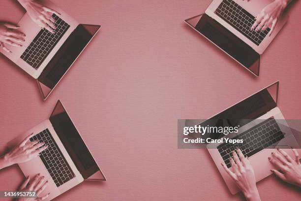 Laptop Repeat Pattern Photos and Premium High Res Pictures - Getty Images