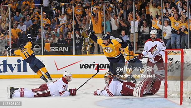David Legwand of the Nashville Predators scores a goal against Mike Smith of the Phoenix Coyotes in Game Three of the Western Conference Semifinals...