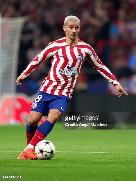 Antoine Griezmann of Atletico de Madrid in action during the UEFA Champions League group B match between Atletico Madrid and Bayer 04 Leverkusen at...