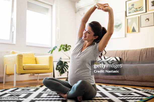 8,623 Pregnant Exercise Home Stock Photos, High-Res Pictures, and ...