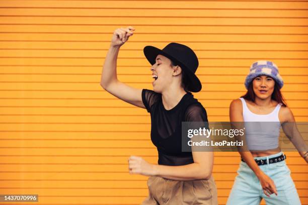 Asian Girl Rapper Asian Female Rapper Photos and Premium High Res Pictures - Getty Images