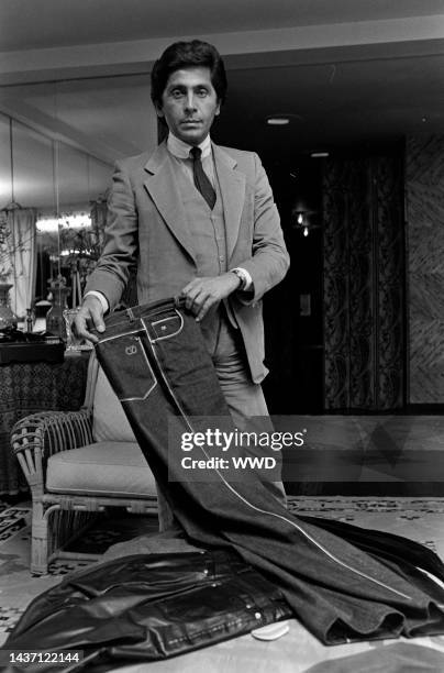 Designer Valentino Garavani introduces his new line of designer denim Valentino Viva in New York on May 15, 1979.