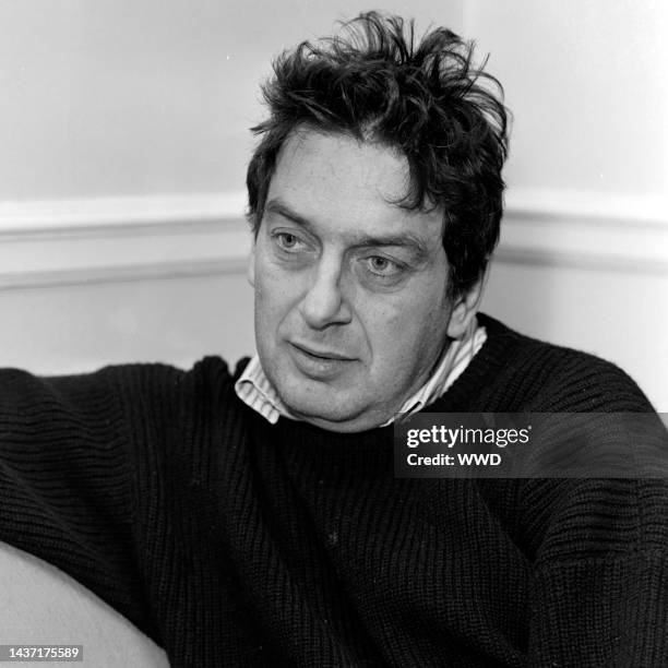 British film director Stephen Frears poses for a portrait while visiting New York City on December 15, 1988.