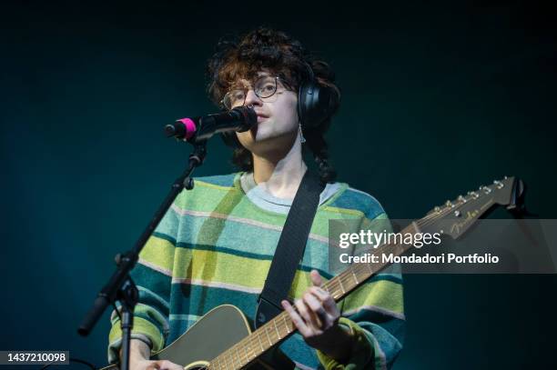Robin File Musician 22 Cavetown (Musician) Stock Photos, High-Res Pictures, and Images ...
