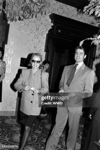 Carolina Herrera and Gaetana d'Aragona Lovatelli attend an event at Helmsley Place in New York City on April 29, 1985.