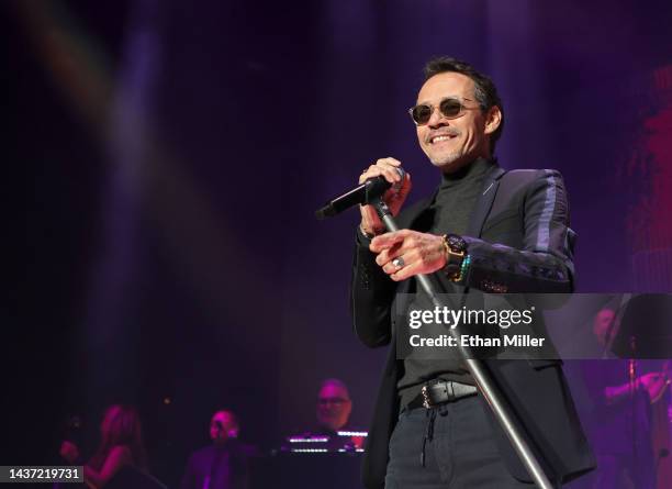 Singer Marc Anthony performs during the kickoff of his Viviendo tour at Michelob ULTRA Arena on October 27, 2022 in Las Vegas, Nevada.