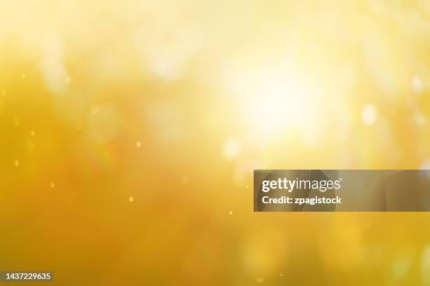 sunrise abstrack background - sfondo giallo foto e immagini stock