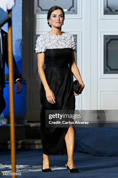 Queen Letizia of Spain attends the "Princesa De Asturias" Awards 2022 ceremony at Oviedo Bullring on October 28, 2022 in Oviedo, Spain.