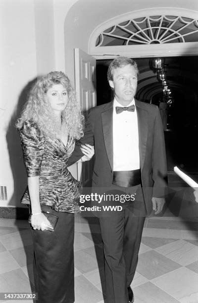 Julie Crenshaw and Ben Crenshaw attend an event at the White House in Washington, D.C., on April 19, 1989.