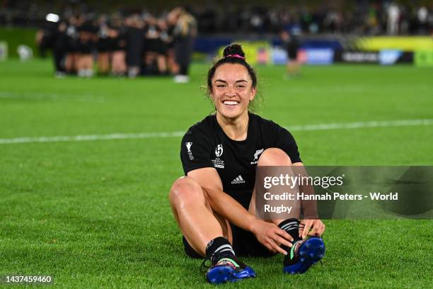 Theresa Fitzpatrick of New Zealand celebrates victory after the Rugby World Cup 2021 Quarterfinal match between New Zealand and Wales at Northland...