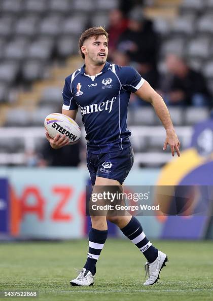 Calum Gahan of Scotland warms up ahead of the Rugby League World Cup ...