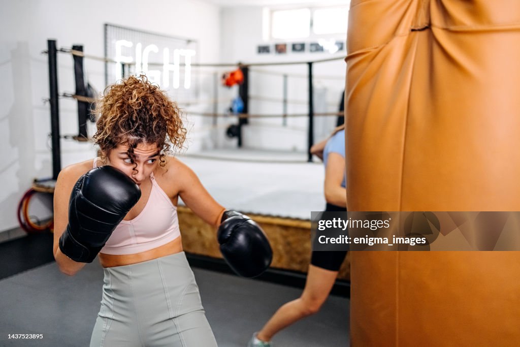 Boxing Rin Training Female Boxer Training Inside A Boxing Ring High-Res Stock Photo - Getty ...