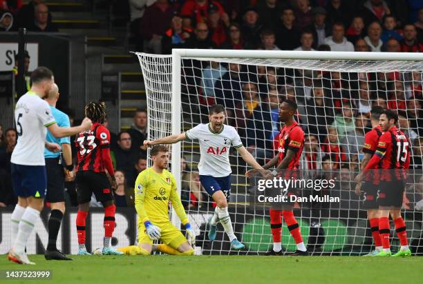 Ben Davies of Tottenham Hotspur celebrates scoring their side's second goal during the Premier League match between AFC Bournemouth and Tottenham...