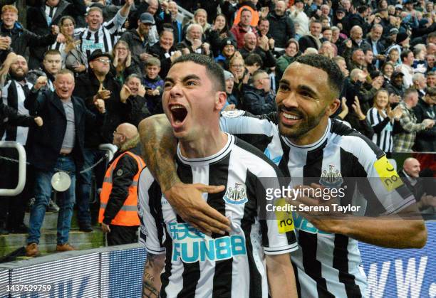 Miguel Almirón of Newcastle United FC celebrates after scoring Newcastles fourth goalduring the Premier League match between Newcastle United and...