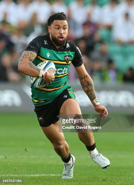 Matt Proctor of Northampton Saints breaks with the ball during the Gallagher Premiership Rugby match between Northampton Saints and Bristol Bears at...