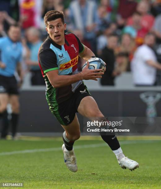 Tommy Allan of Harlequins runs in to score a try during the Gallagher Premiership Rugby match between Harlequins and London Irish at Twickenham Stoop...