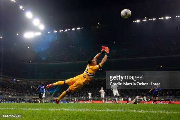 Joaquin Correa of FC Internazionale scores his team's third goal during the Serie A match between FC Internazionale and UC Sampdoria at Stadio...