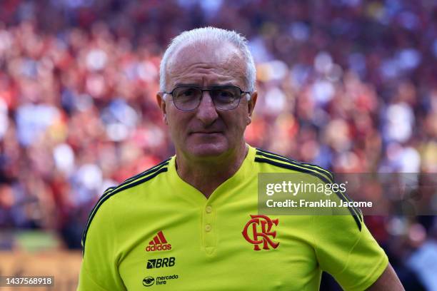 Dorival Junior head coach of Flamengo looks on during the final of Copa CONMEBOL Libertadores 2022 between Flamengo and Athletico Paranaense at...