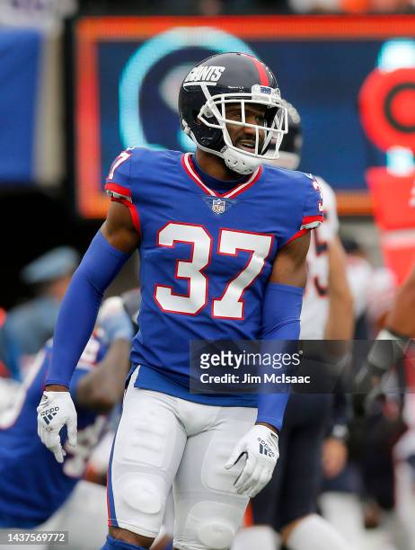 Fabian Moreau of the New York Giants in action against the Chicago Bears at MetLife Stadium on October 02, 2022 in East Rutherford, New Jersey. The...