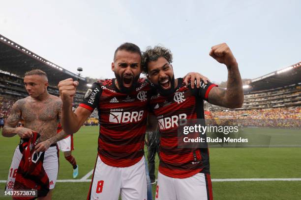 Thiago Maia and Gabriel Barbosa of Flamengo celebrate after winning the final of Copa CONMEBOL Libertadores 2022 between Flamengo and Athletico...