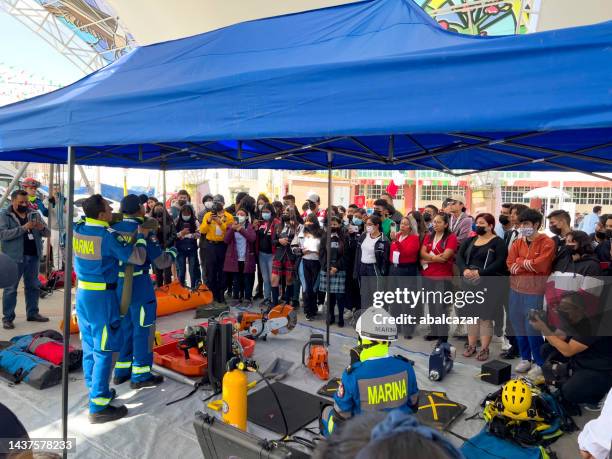 mexican navy search and rescue demonstration - disaster relief stock pictures, royalty-free photos & images