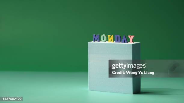Monday Blocks Frame Word Block Agenda Photos and Premium High Res Pictures - Getty Images