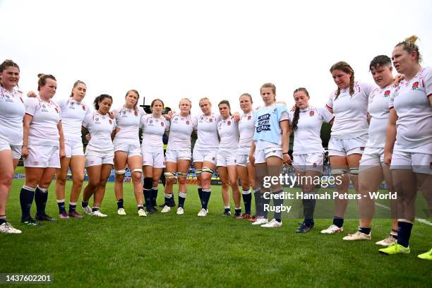 England huddle following the Rugby World Cup 2021 New Zealand Quarterfinal match between England and Australia at Waitakere Stadium on October 30,...