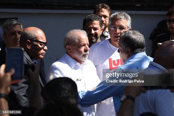 Candidate Luiz Inácio Lula Da Silva of Workers’ Party arrives to cast his vote at Escola Estadual Firmino Correia De Araújo on October 30, 2022 in...