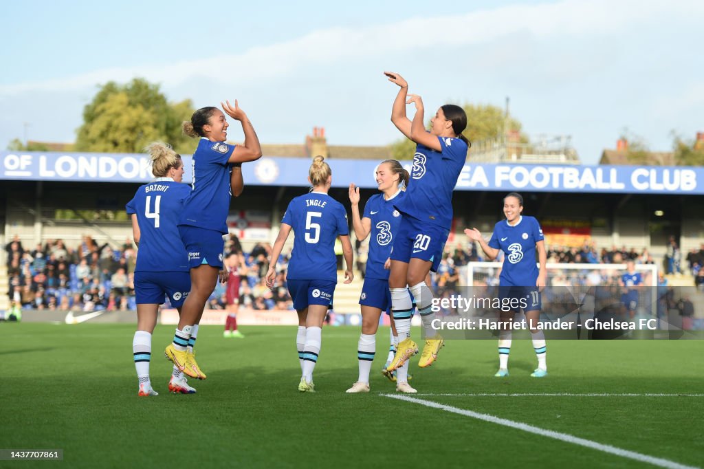 Chelsea FC v Aston Villa - Barclays Women's Super League