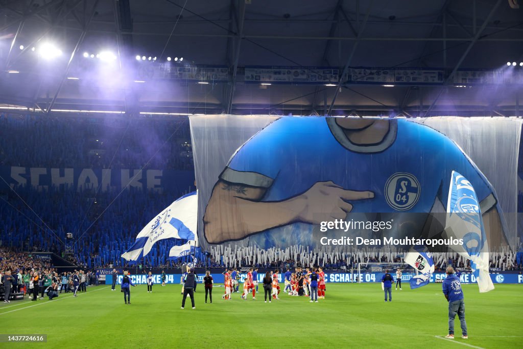 FC Schalke 04 v Sport-Club Freiburg - Bundesliga