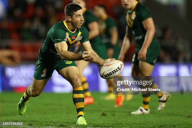Ben Rugby Ball 2,027 Ben Hunt (Rugby League) Stock Photos, High-Res Pictures, and ...