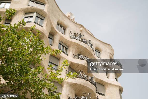 la pedrera facade - antonio gaudi stock pictures, royalty-free photos & images