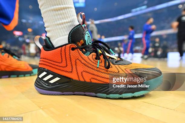 458 Derrick Rose Shoes Stock Photos, High-Res Pictures, and Images