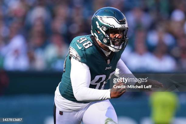 Robert Quinn of the Philadelphia Eagles rushes the passer against the Pittsburgh Steelers at Lincoln Financial Field on October 30, 2022 in...